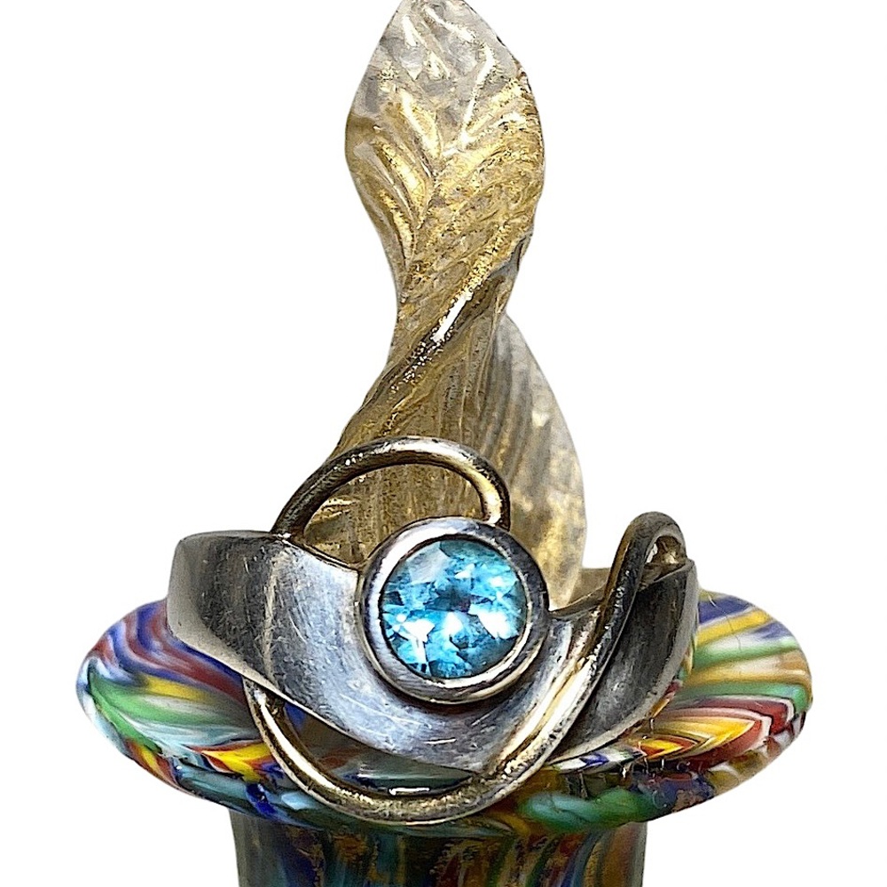 🎉HP🎉 Vintage Blue Topaz Sterling Ring, Size 7.25, Gently Used